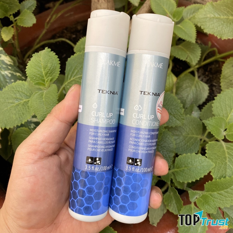 Dầu gội dưỡng tóc uốn Lakme Teknia