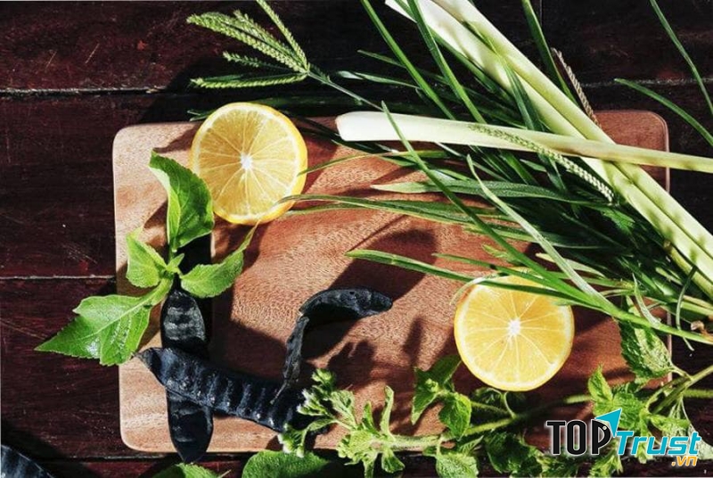 Dầu gội thảo dược Thái Dương 3