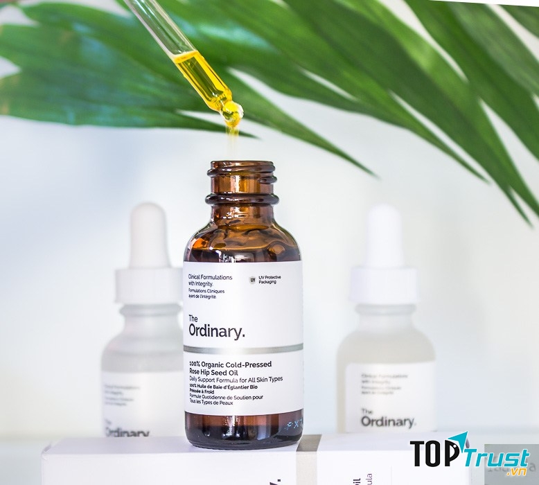 Với chiết xuất hoàn toàn từ hoa Borage có chứa hàm lượng gamma linoleic acid, có hiệu quả trong việc làm dịu da.