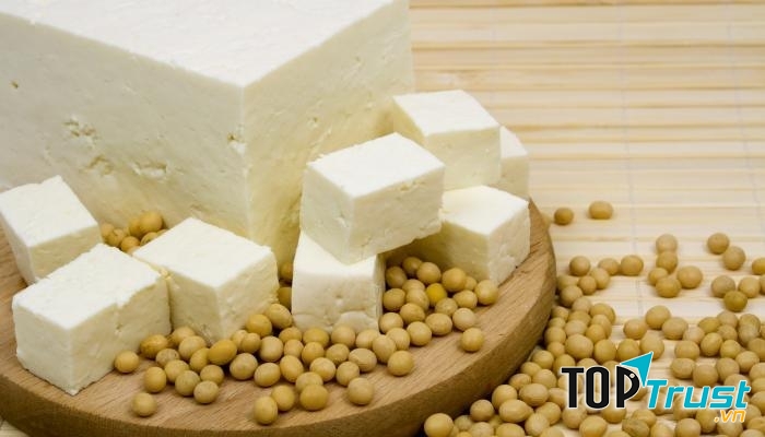 85g đậu hũ mang lại 7g protein giúp cơ bắp rắn rỏi
