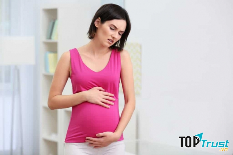 Đau khớp háng, xương mu cuối thai kì