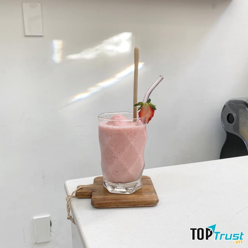 Dâu ngọt café 'n' souvenir