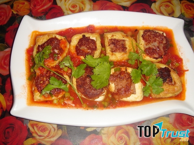 Đậu nhồi thịt sốt cà chua