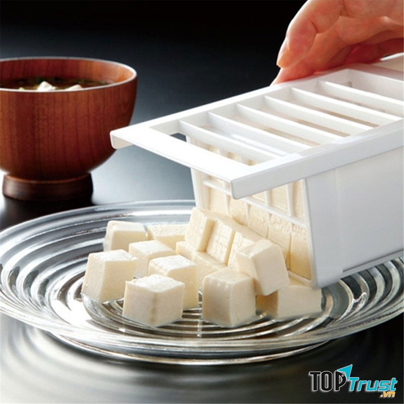 Đậu phụ được thái nhỏ