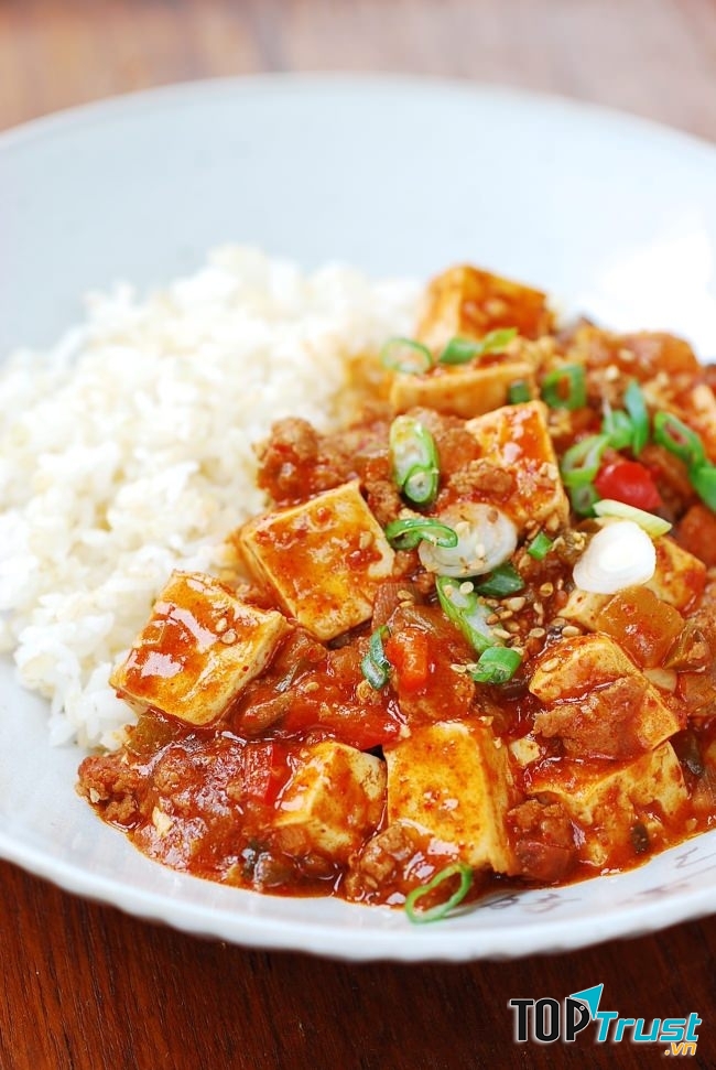 Đậu phụ sốt thịt cay