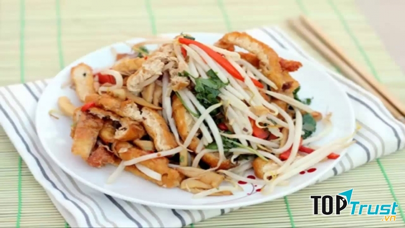Đậu phụ xào giá đỗ