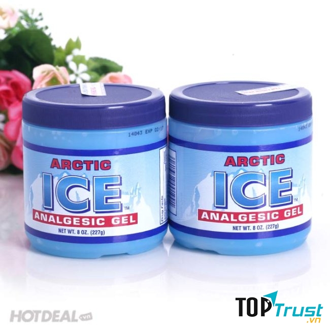 Dầu lạnh xoa bóp Arctic Ice Analgesic Gel đem lại cảm giác mát lạnh nhờ các tinh chất bạc hà ngay lập tức sẽ khiến người dùng không còn đau.