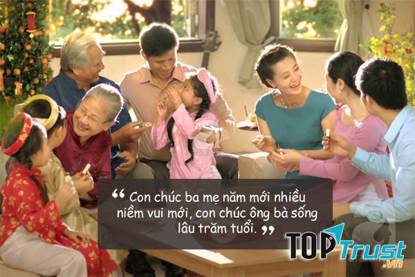 Dạy bé biết chúc tết