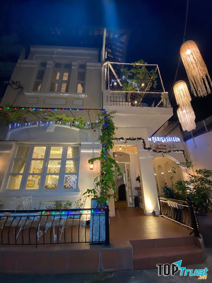 De Paris à Sài Gòn