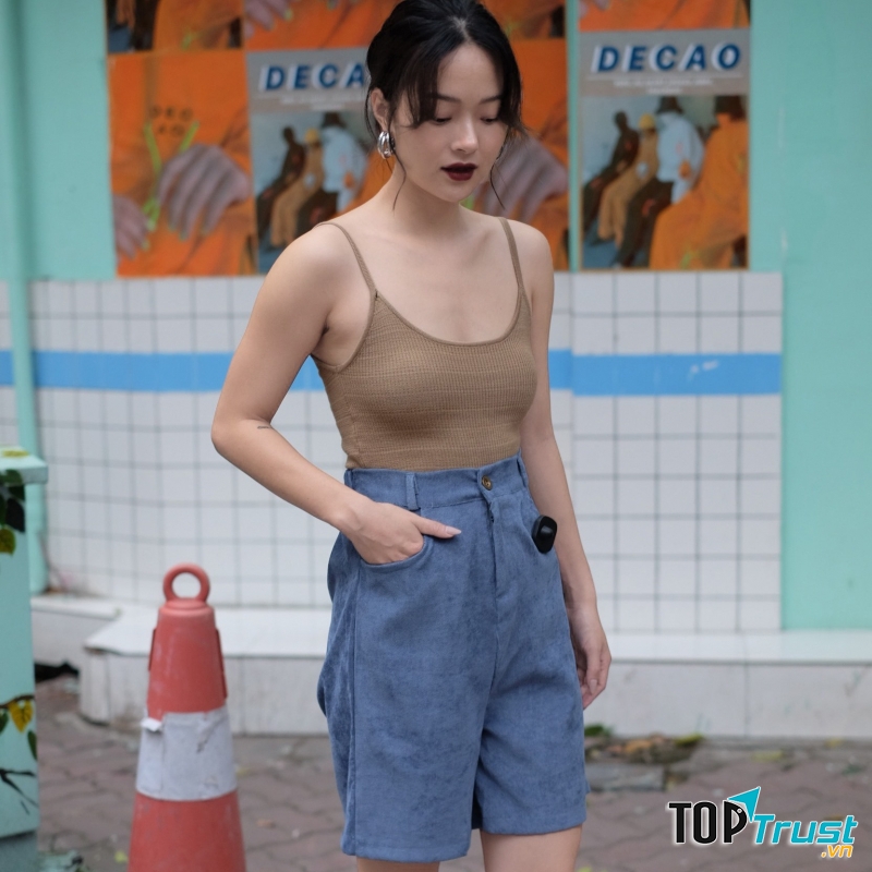 Áo len cổ lọ