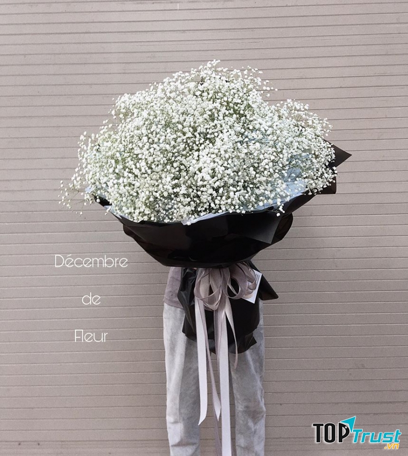 Baby trắng như lòng em trắng trong. Có cô gái nào lại không rung động khi nhận được bó hoa như này chứ?