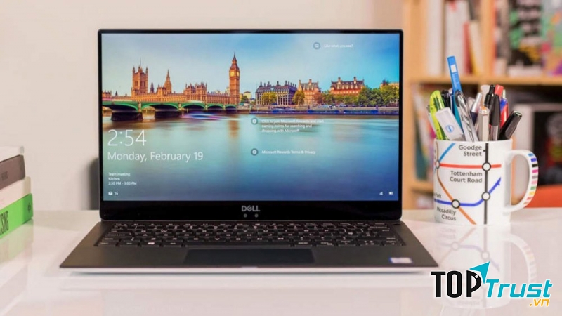 Dell Latitude 13 7370