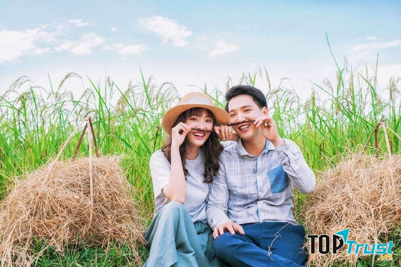 Đêm qua anh mơ về em.