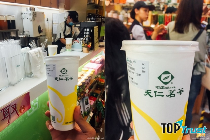 Trà sữa trong cửa hàng