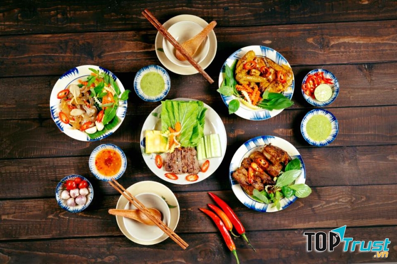 Đèn Lồng Quán - Ẩm Thực Việt