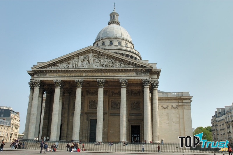 Ngôi đền 2000 tuổi của Đế Chế La Mã