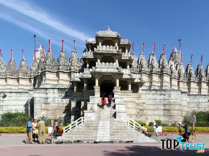 Đền Ranakpur ở miền Tây Ấn Độ.