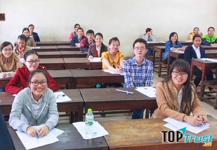 thí sinh trước giờ thi