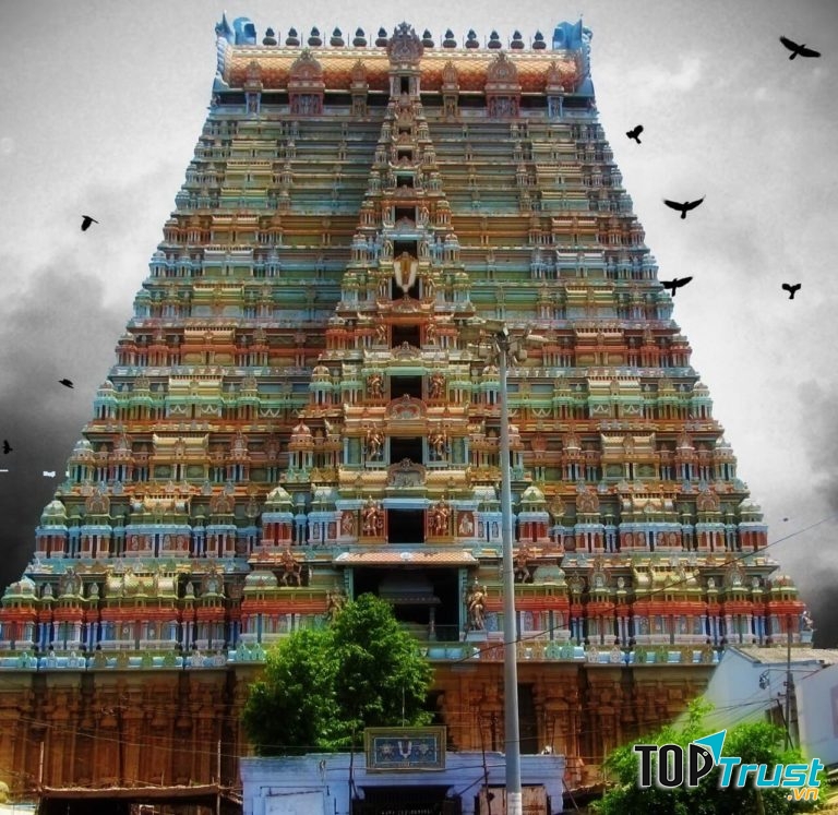 Đền Sri Ranganathaswamy kỳ vĩ (Ấn Độ)