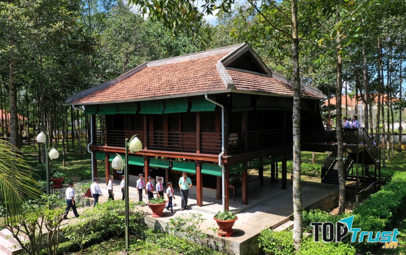 Đền thờ Bác Hồ