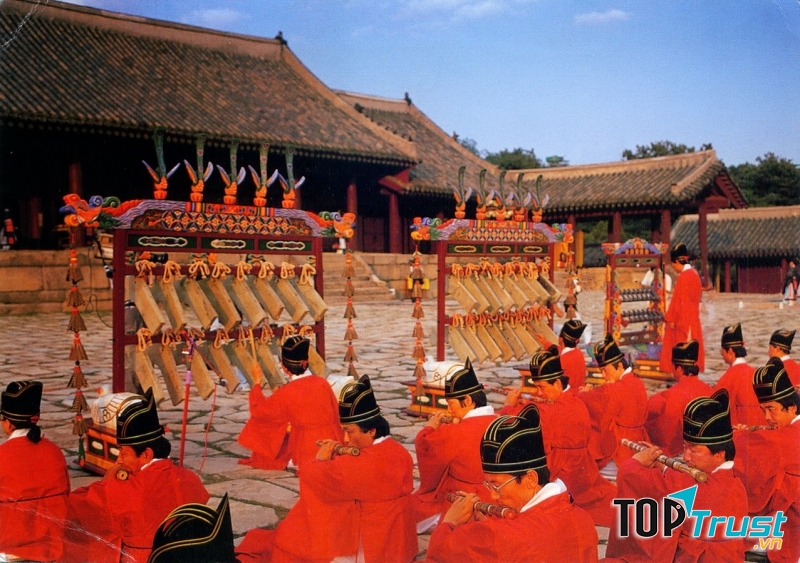 Ngôi đền lớn nhất theo tư tưởng Nho Giáo - đền Jongmyo