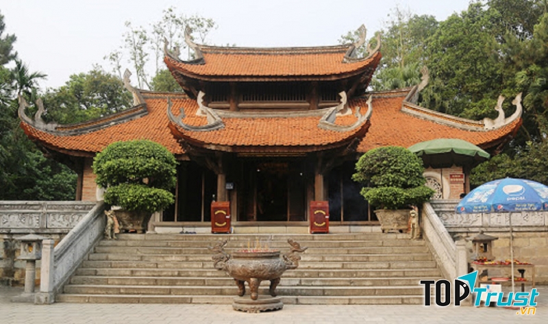 Đền thờ Mẫu Âu Cơ