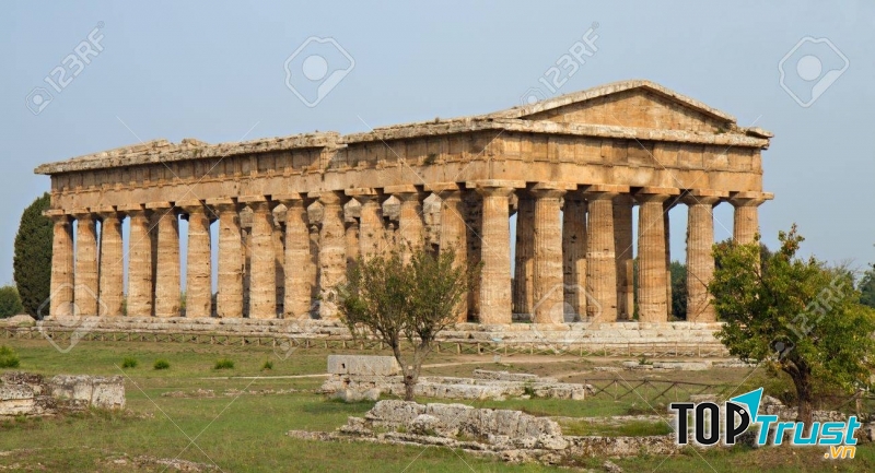 Đền thờ thần Poseidon tại vịnh Saronic