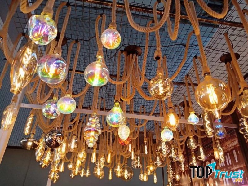 Đèn trang trí Nam Quang giá sỉ