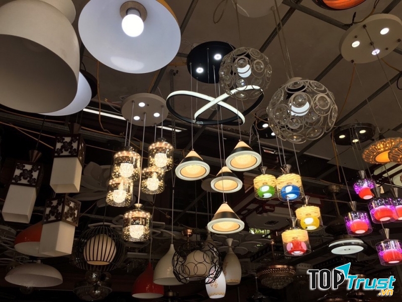 Đèn Trang Trí Quang Anh