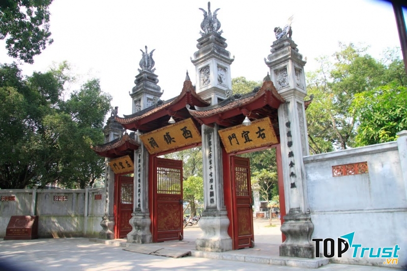 Đền Voi Phục - Trấn Tây Hoàng thành Thăng Long