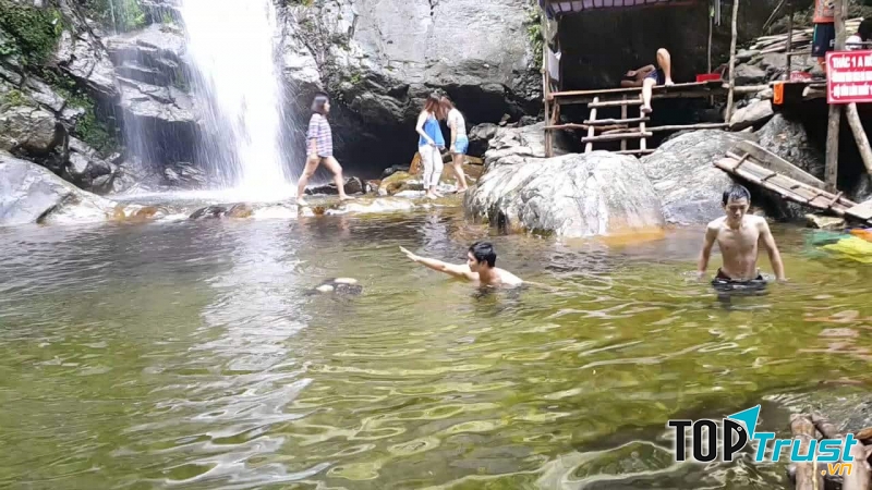 Thác A Nor