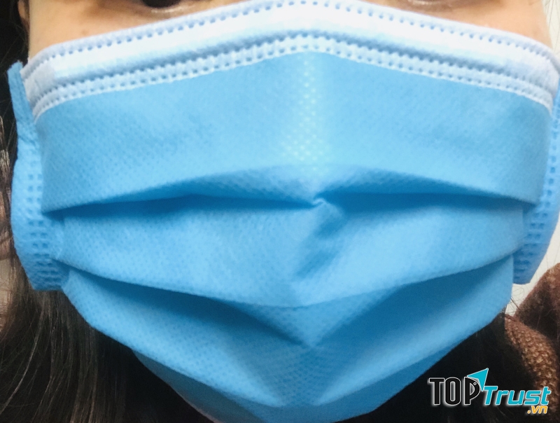 mặt ngoài của khẩu trang (ảnh minh họa - nguồn: internet)