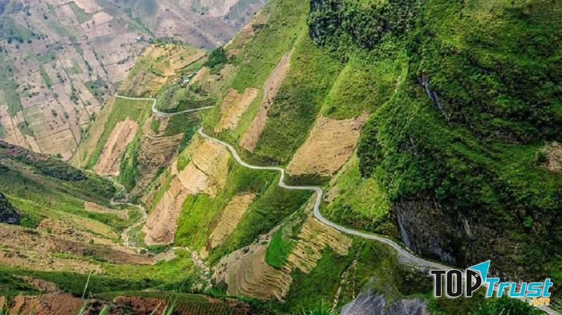 Mã Pí Lèng là di tích danh lam thắng cảnh quốc gia.