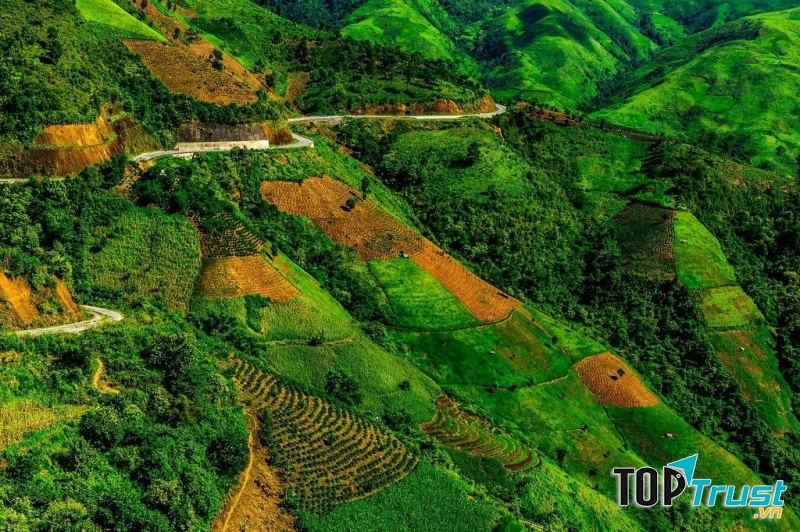 Khung cảnh đẹp mê hồn của đèo Pha Đin - Điện Biên