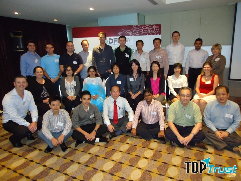 Buổi trao đổi các phương thức làm việc hiệu quả giữa các trưởng phòng của các công ty thành viên DFK International đến từ 11 nước khác nhau trong khu vực.