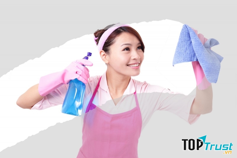 Đi bộ đi chợ vào buổi sáng hay mua các hàng hóa phẩm gần nhà thay vì đều nhờ vào xe cộ, hay lau dọn, nấu bữa ăn, vệ sinh nhà cửa sẽ là một trong những bài thể dục tuyệt vời.