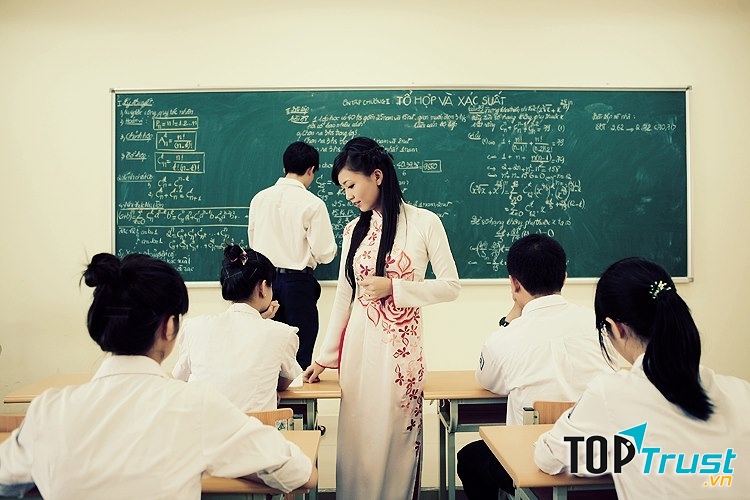 Đi học đầy đủ