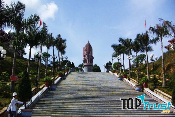 Điểm tham quan văn hóa, truyền thống