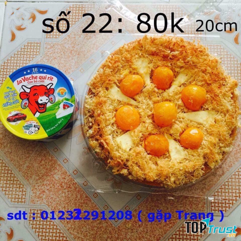 Bánh được làm tỉ mỉ cẩn thận đến từng chi tiết. Không chỉ chất lượng mà còn có hình thức vô cùng đẹp mắt.