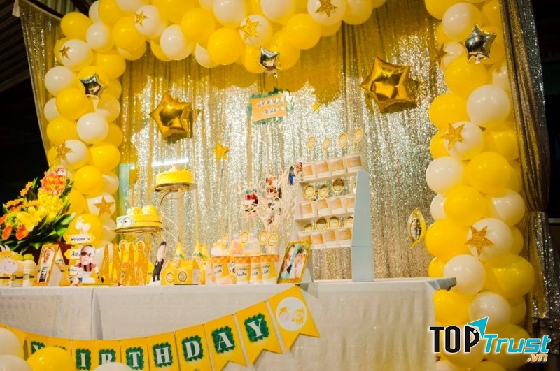 Trang Trí Phòng  Sinh Nhật được thiết kế bởi Lệ Nguyễn