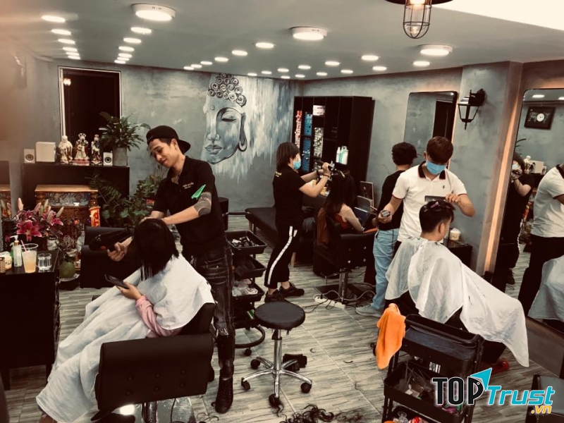Salon Tóc Phúc Nguyễn