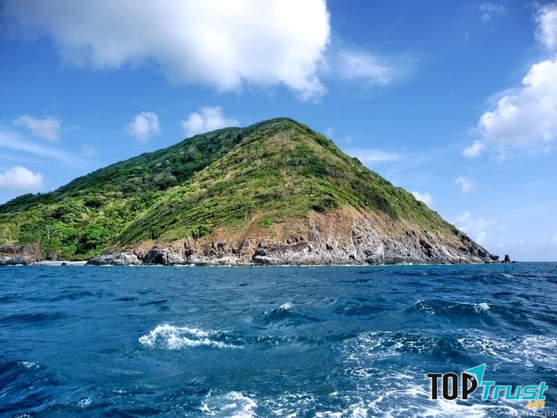 Đảo Hòn Bà