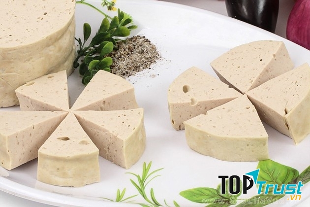 Đĩa giò, đĩa chả luôn giữ vị trí mỹ vị và đã trở thành món ăn không thể thiếu.