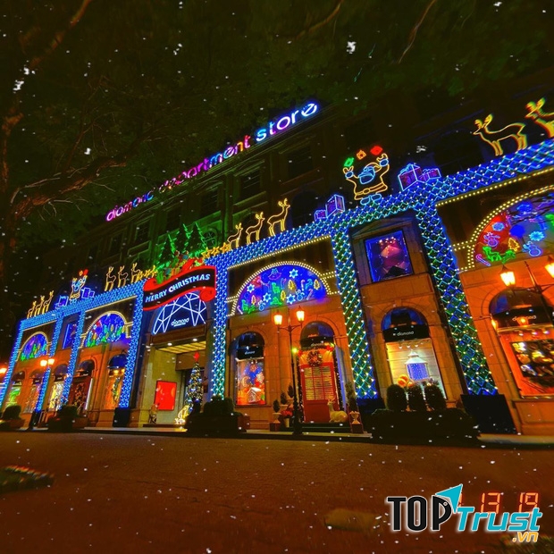 Diamond Plaza