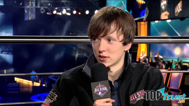 Sát thủ với gương mặt trẻ thơ