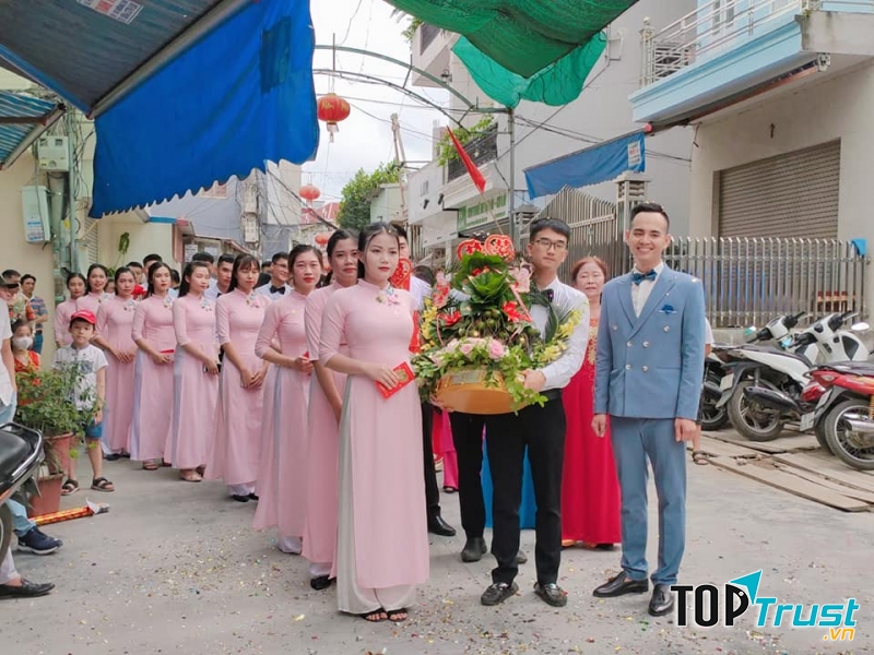 Dịch vụ bê đỡ lễ  Minh Dũng