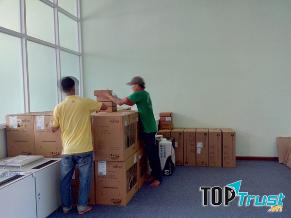 Dịch vụ bốc xếp hàng hóa Hưng Phát