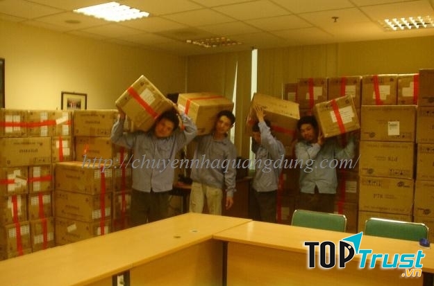 Dịch vụ bốc xếp hàng hóa Quang Dũng