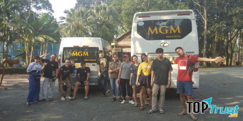 Dịch vụ cho thuê xe du lịch MGM Việt Nam