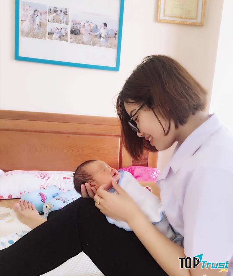 Dịch vụ tắm bé sơ sinh và chăm sóc sau sinh Eva Care